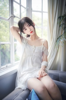 年轻的表妹